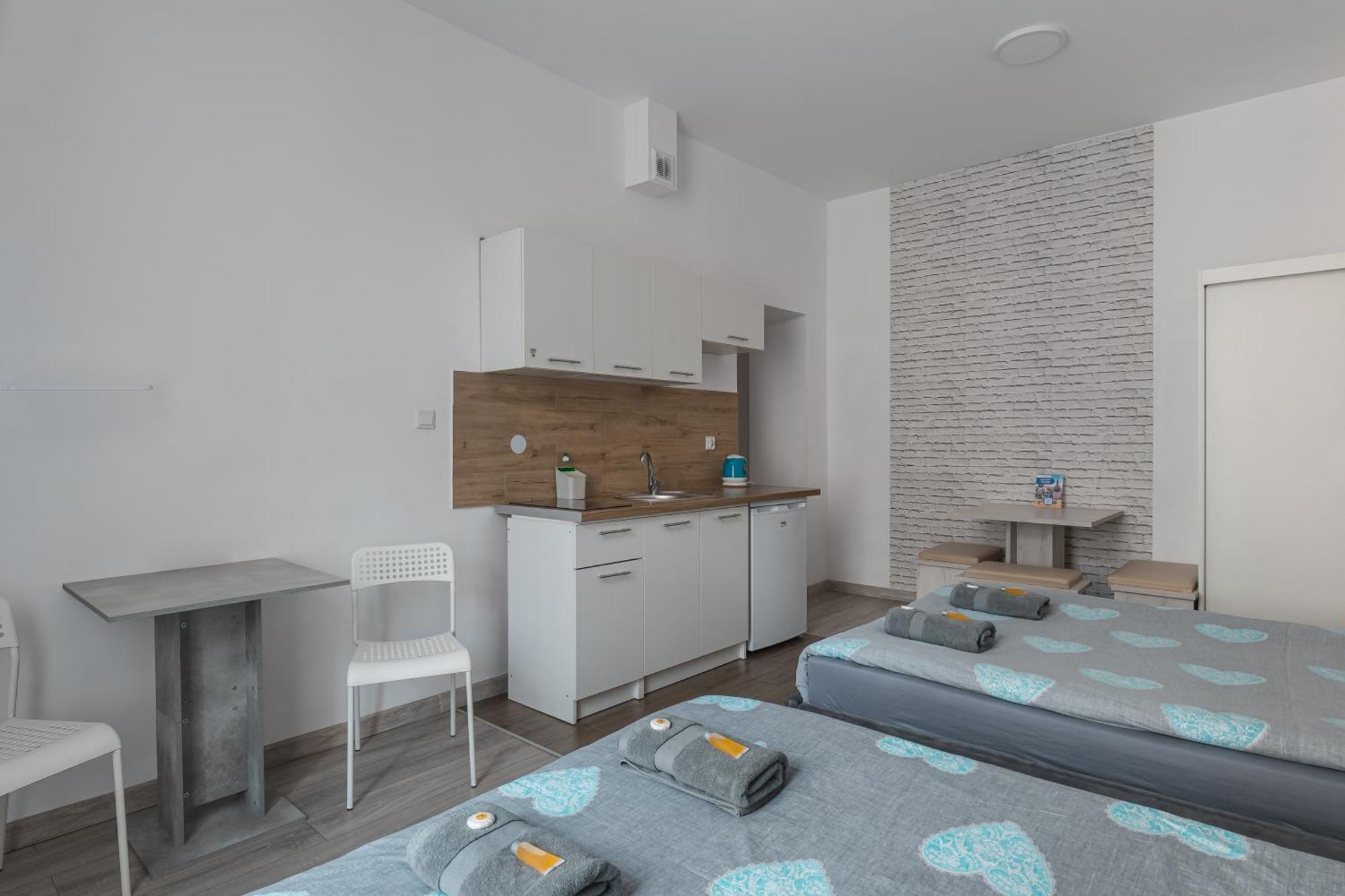 Quadruple Room Private Bathroom
